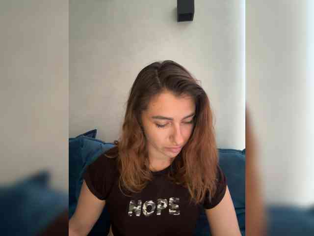 WILDGIRL webcam