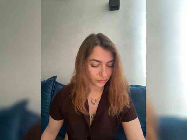 WILDGIRL webcam