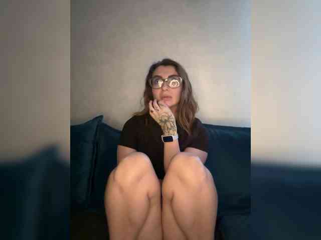WILDGIRL webcam