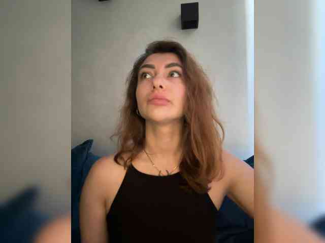 WILDGIRL webcam