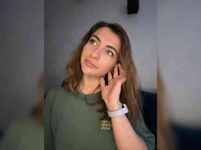 WILDGIRL webcam