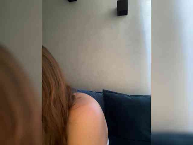 WILDGIRL webcam