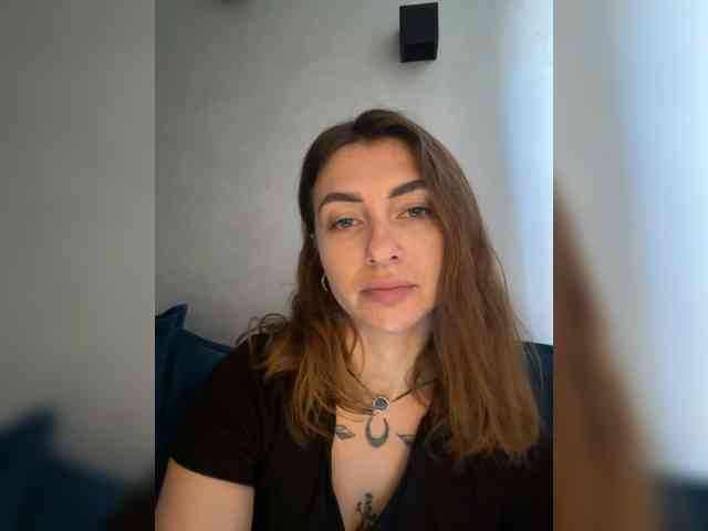 WILDGIRL webcam