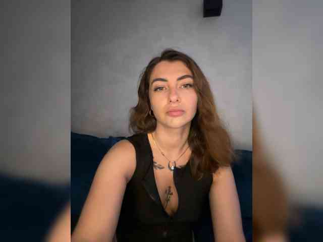 WILDGIRL webcam