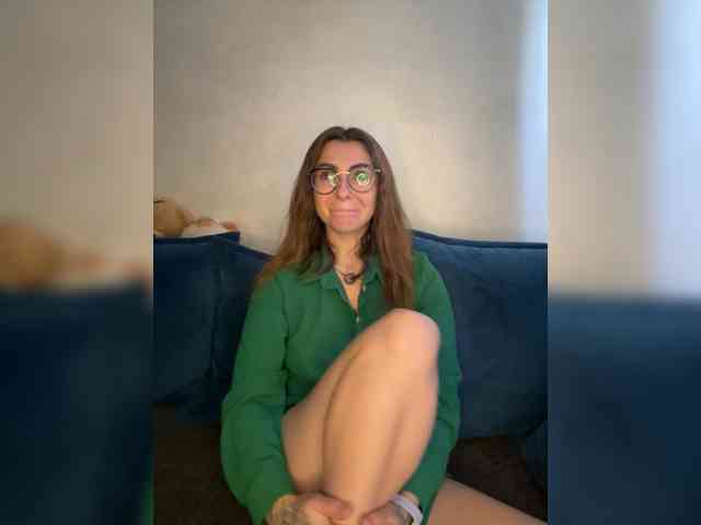 WILDGIRL webcam