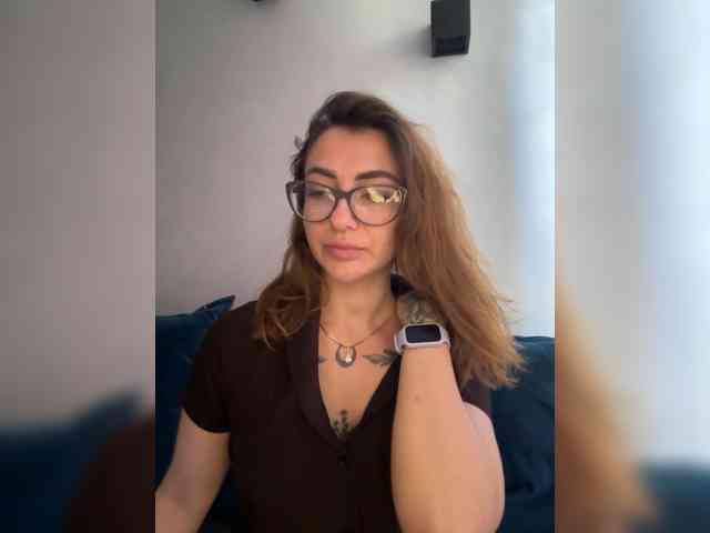 WILDGIRL webcam
