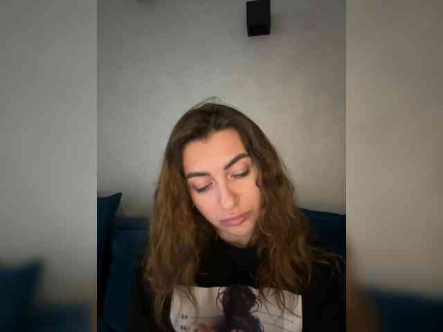 WILDGIRL webcam