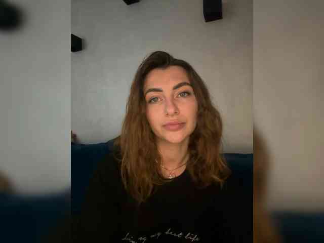 WILDGIRL webcam