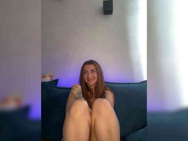 WILDGIRL Live Webcam on BongaCams