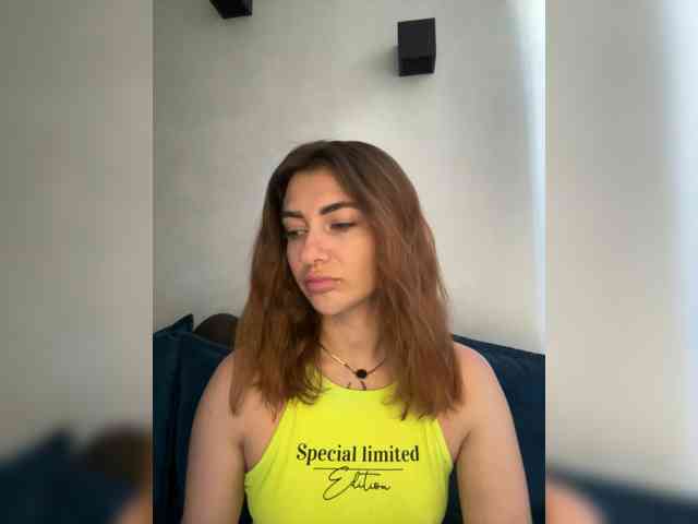 WILDGIRL webcam