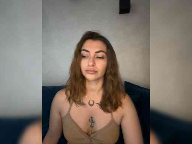 WILDGIRL webcam