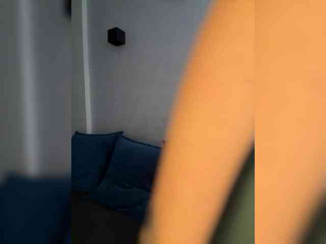 WILDGIRL webcam