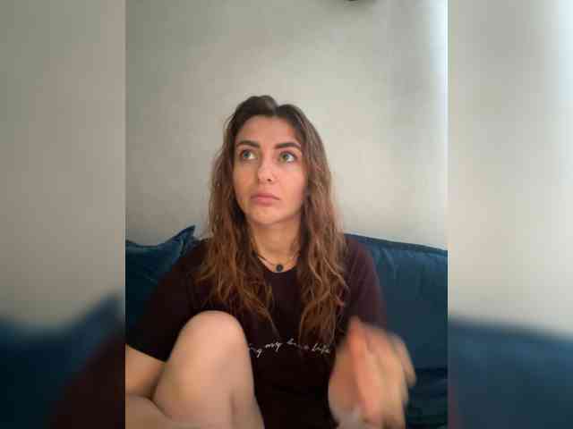 WILDGIRL webcam