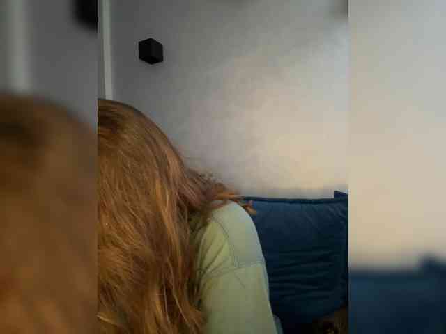 WILDGIRL webcam