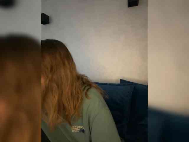 WILDGIRL webcam