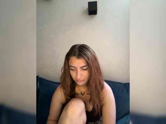 WILDGIRL webcam
