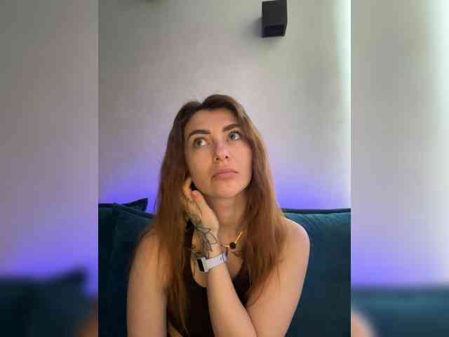 WILDGIRL webcam