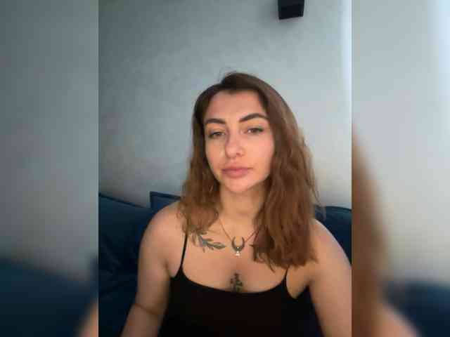 WILDGIRL webcam