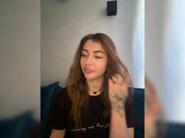 WILDGIRL webcam