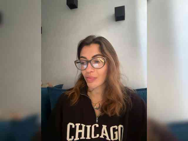 WILDGIRL webcam