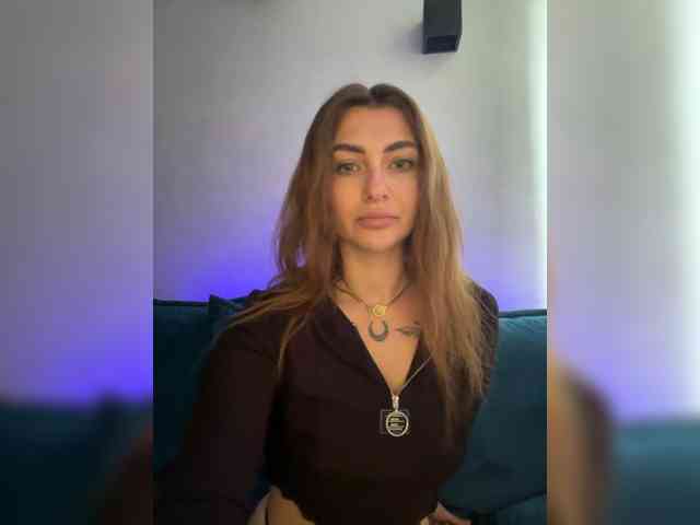 WILDGIRL webcam