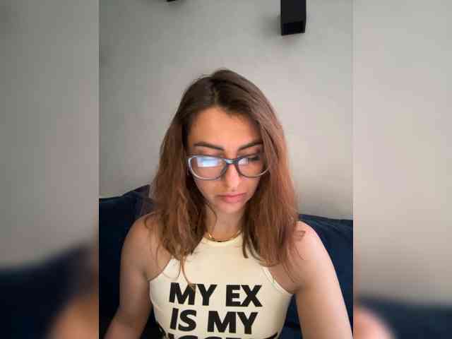 WILDGIRL webcam