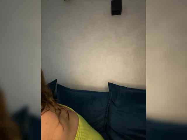 WILDGIRL webcam