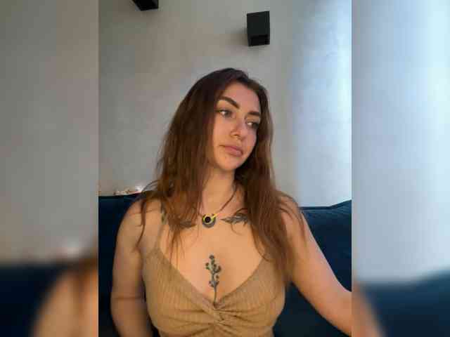 WILDGIRL webcam