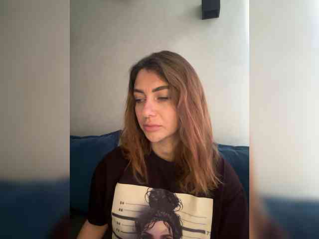 WILDGIRL webcam