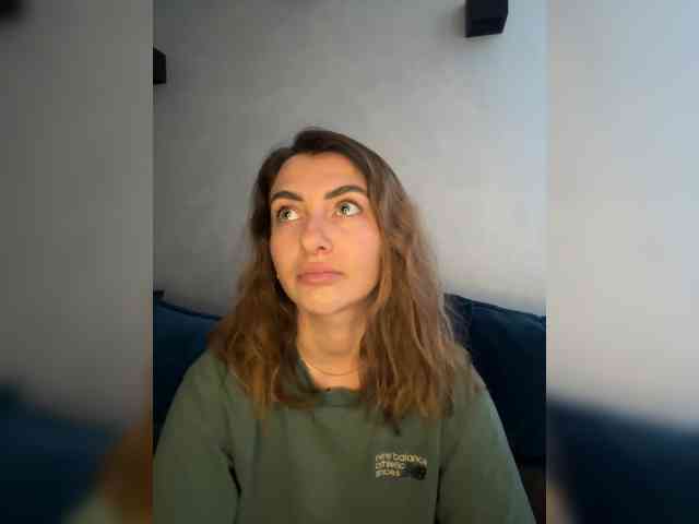 WILDGIRL webcam