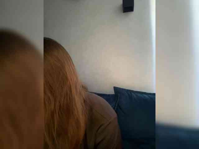 WILDGIRL webcam