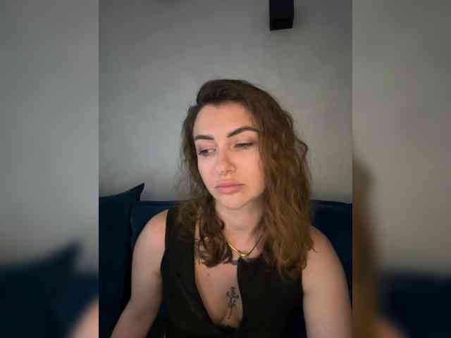 WILDGIRL webcam