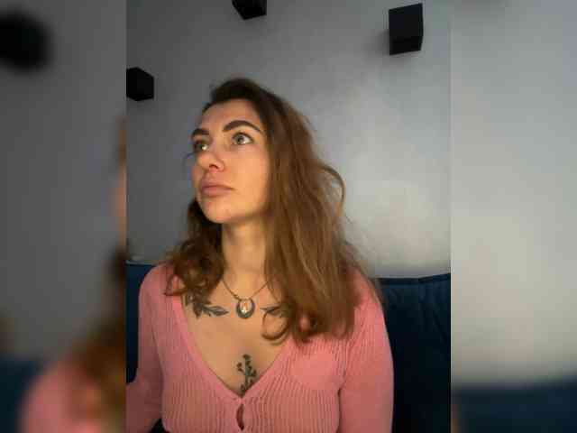 WILDGIRL webcam