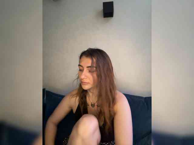 WILDGIRL webcam