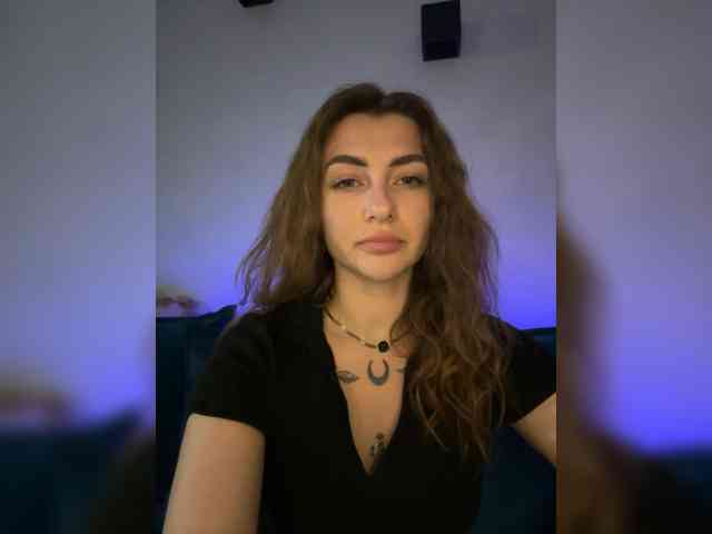WILDGIRL webcam