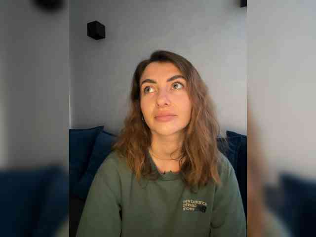 WILDGIRL webcam