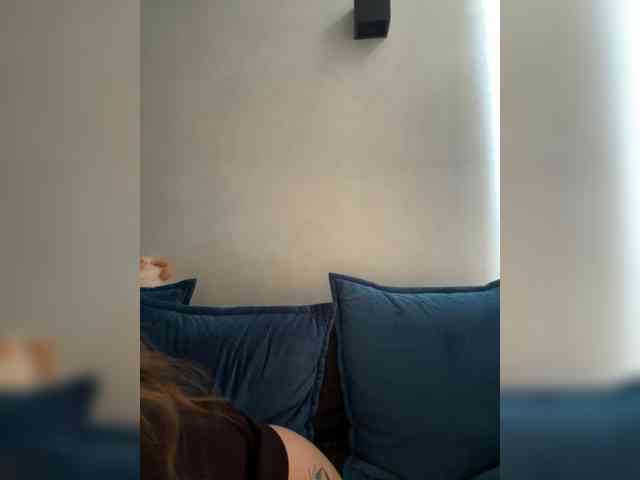 WILDGIRL webcam