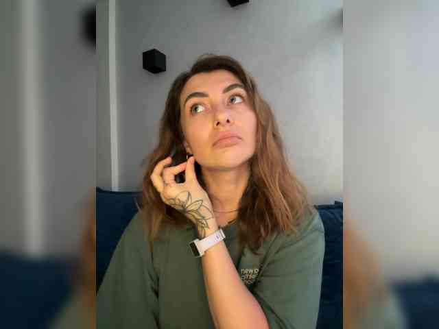 WILDGIRL webcam
