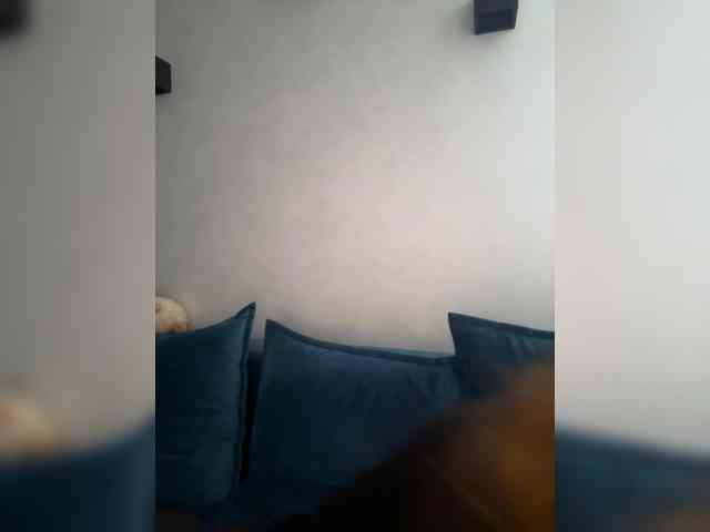 WILDGIRL webcam