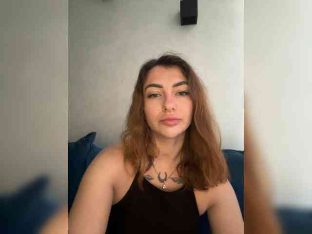 WILDGIRL webcam