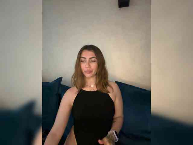 WILDGIRL webcam