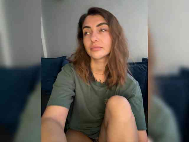 WILDGIRL webcam