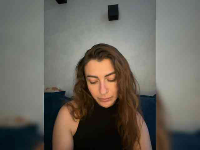 WILDGIRL webcam