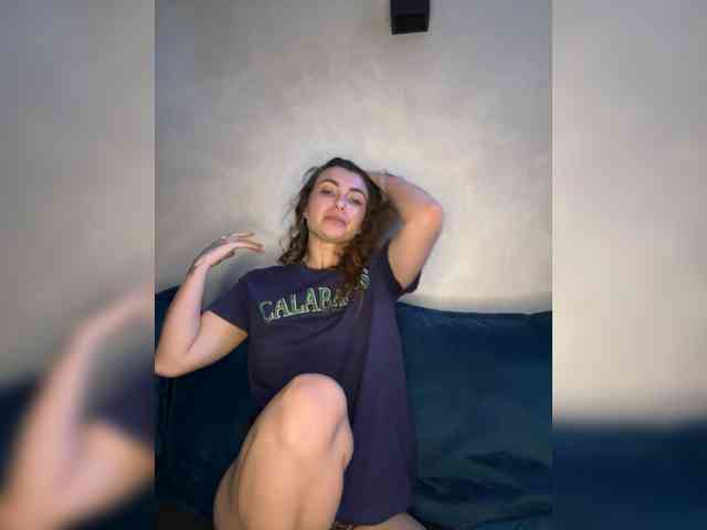 WILDGIRL webcam