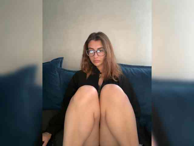 WILDGIRL webcam