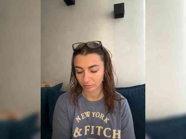 WILDGIRL webcam