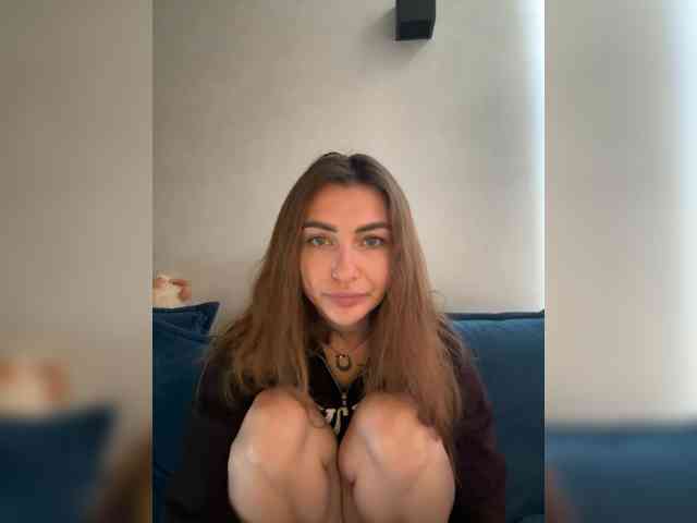 WILDGIRL webcam