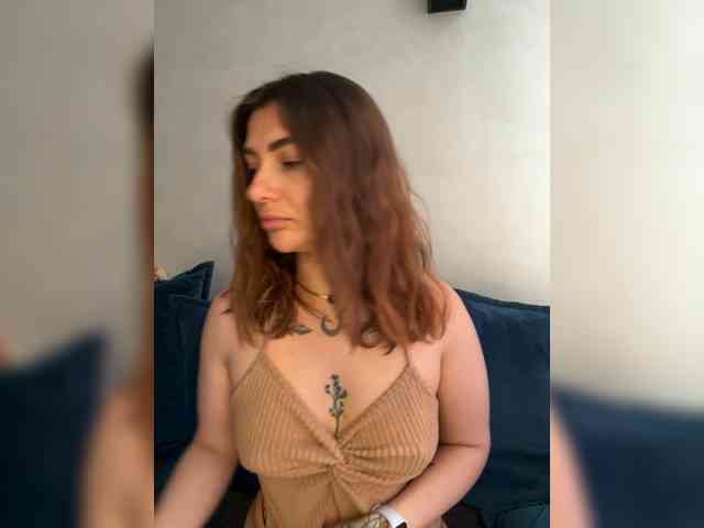WILDGIRL webcam