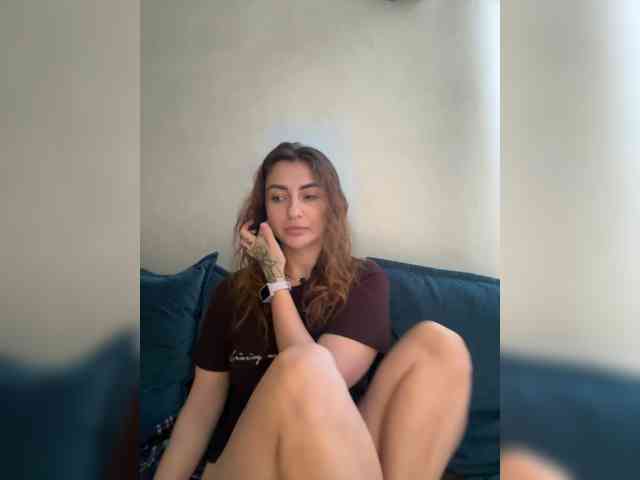 WILDGIRL webcam