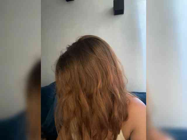 WILDGIRL webcam